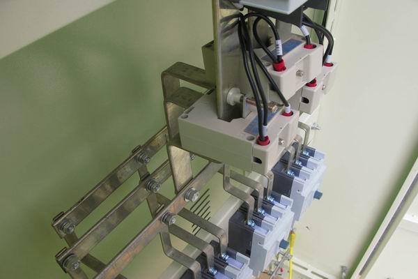 石景山配电柜-应急照明配电柜使用对工作人员的具